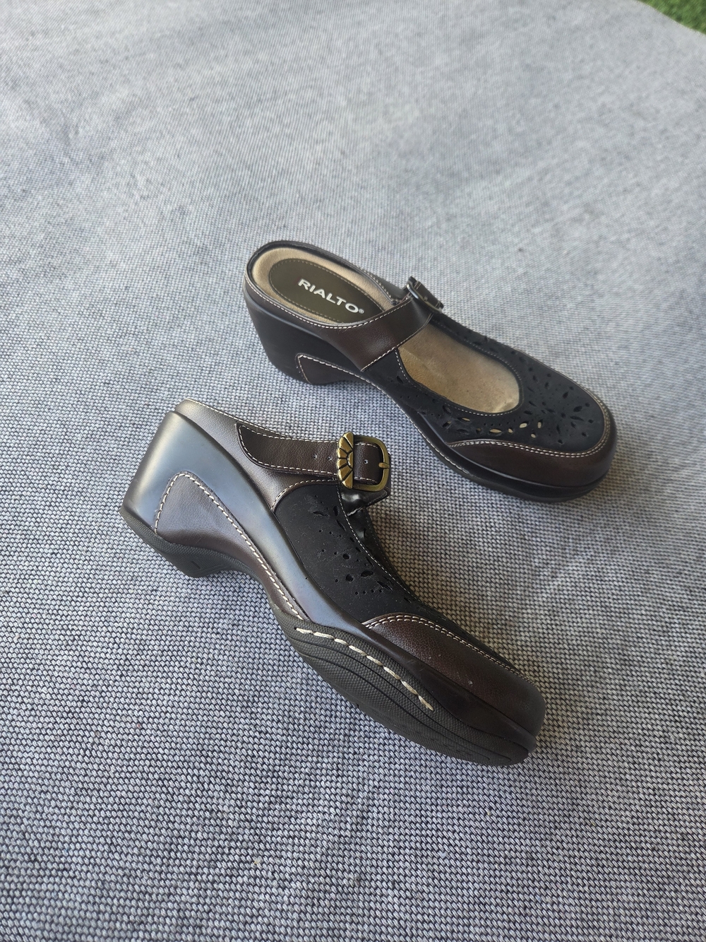 🤎 Rialto Mary Jane Comfort Clogs Cutout Shoes Size 7.5 - Picture 3 of 9